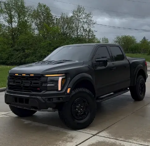 Ford Raptor satin black wrap